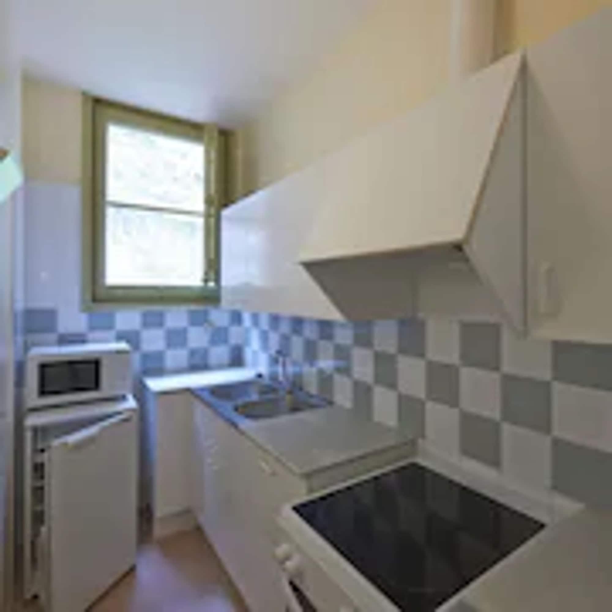 Apartamentos Montserrat Abat Marcet 외부 사진