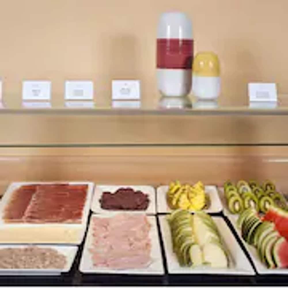 Apartamentos Montserrat Abat Marcet 외부 사진
